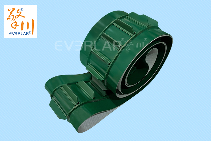 綠色PVC輸送帶加擋板雙導條精準導向防掉落化工建材涂裝線工業(yè)皮帶