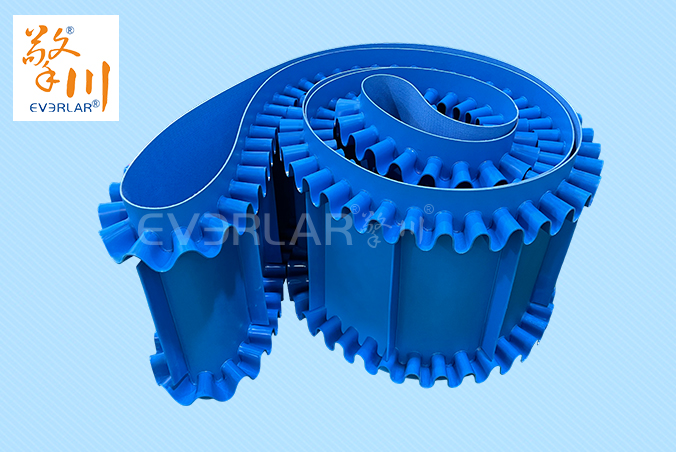 藍(lán)色啞光PU輸送帶加擋板裙邊導(dǎo)條食品級(jí)自動(dòng)化生產(chǎn)線(xiàn)定制提升機(jī)工業(yè)皮帶